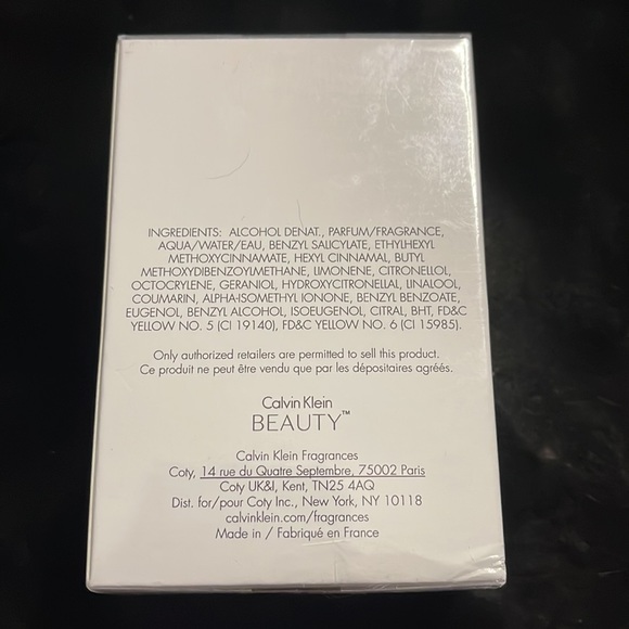 Calvin Klein Beauty Eau De Parfumerie Spray - Picture 4 of 5